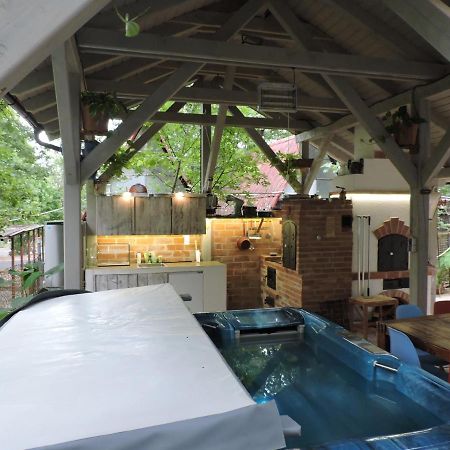 Szepezd Oak Villa Balatonszepezd Buitenkant foto