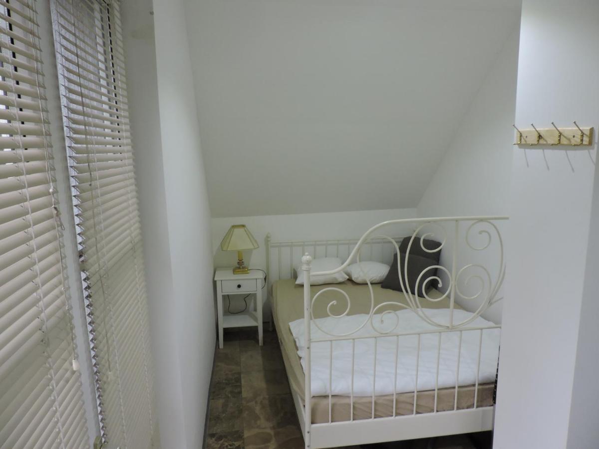 Szepezd Oak Villa Balatonszepezd Buitenkant foto