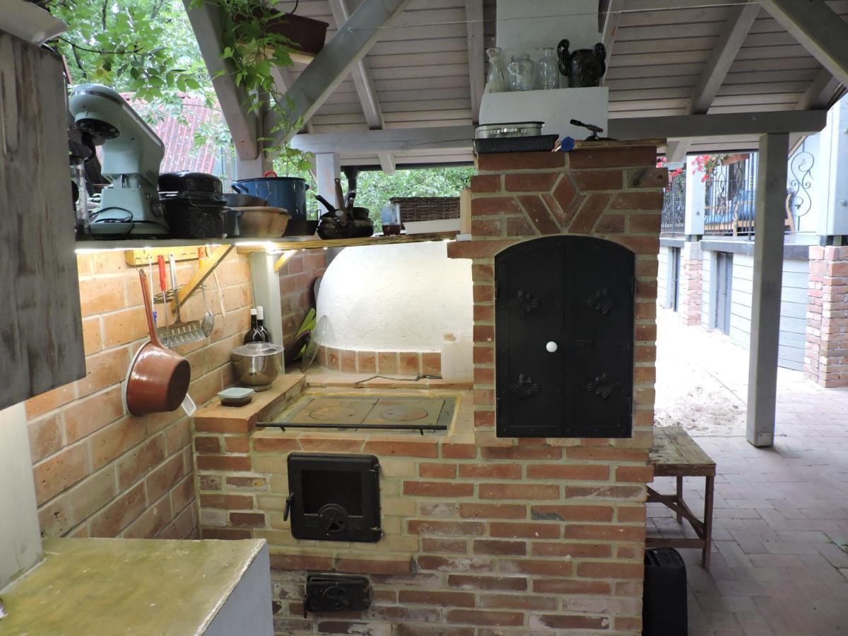 Szepezd Oak Villa Balatonszepezd Buitenkant foto